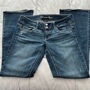 Women’s American eagle jeans